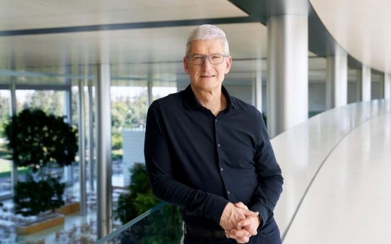 giám đốc điều hành tim cook